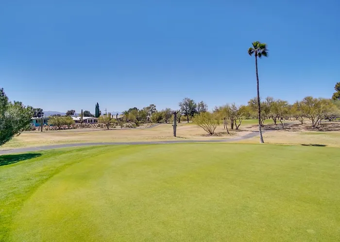 Holiday home Vacation W/ Community Pool! Tucson
